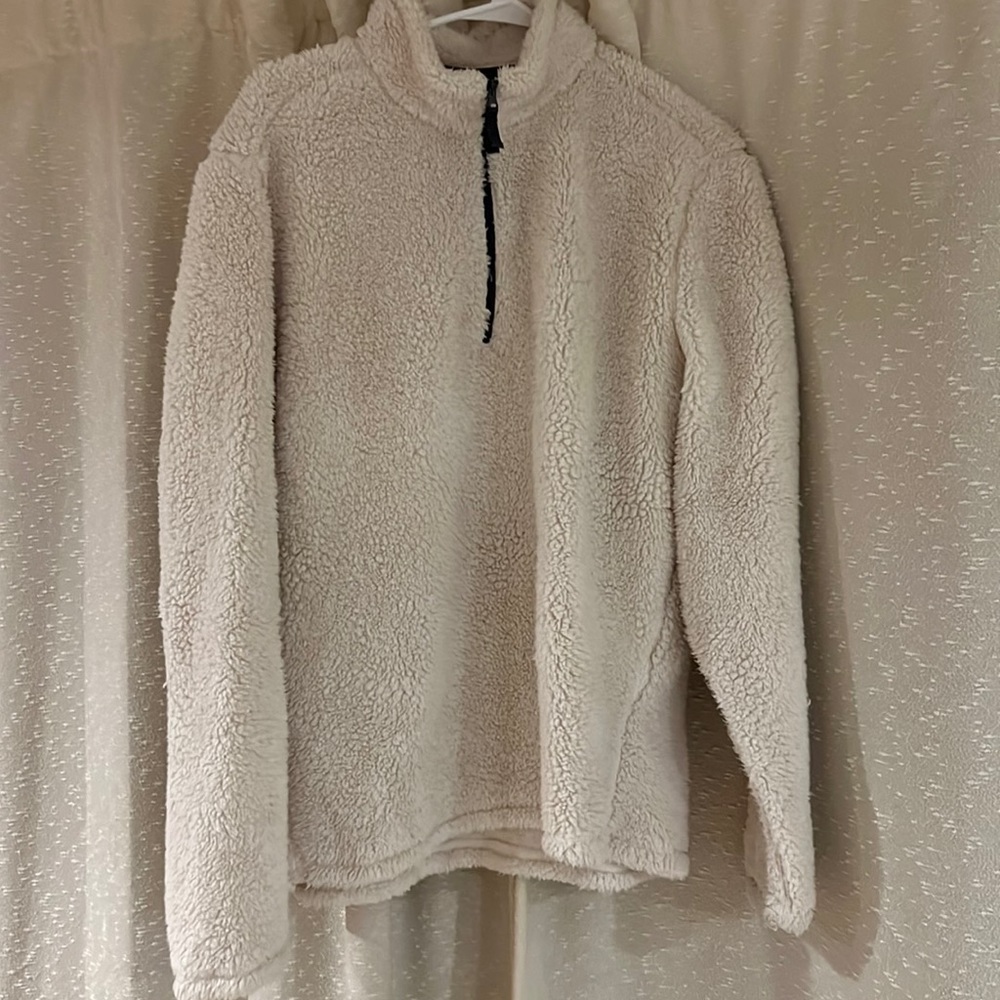 Chubbies fleece pull over